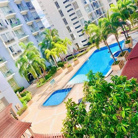 One Palm Tree Villas Condo Across Naia Terminal 3 Manila Bagian luar foto