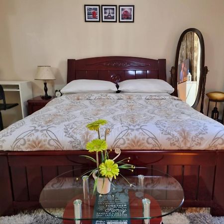 One Palm Tree Villas Condo Across Naia Terminal 3 Manila Bagian luar foto