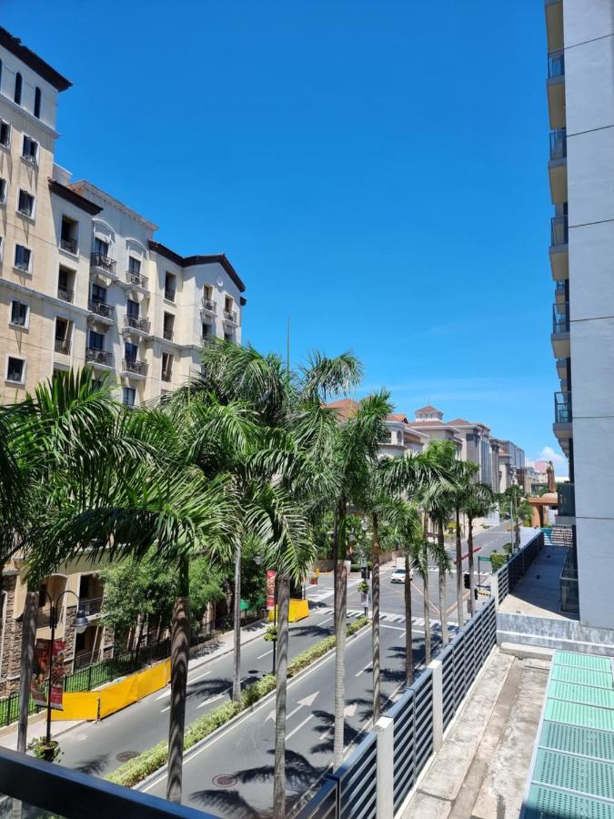 One Palm Tree Villas Condo Across Naia Terminal 3 Manila Bagian luar foto