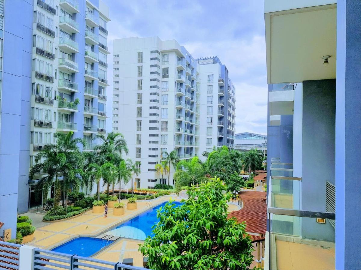 One Palm Tree Villas Condo Across Naia Terminal 3 Manila Bagian luar foto