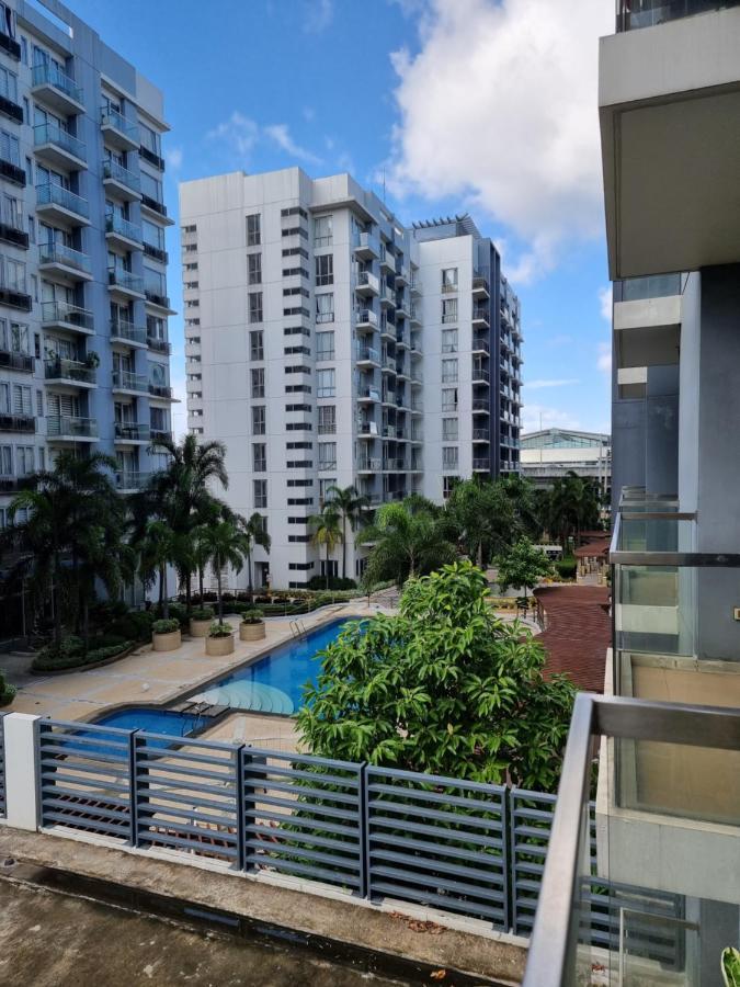 One Palm Tree Villas Condo Across Naia Terminal 3 Manila Bagian luar foto