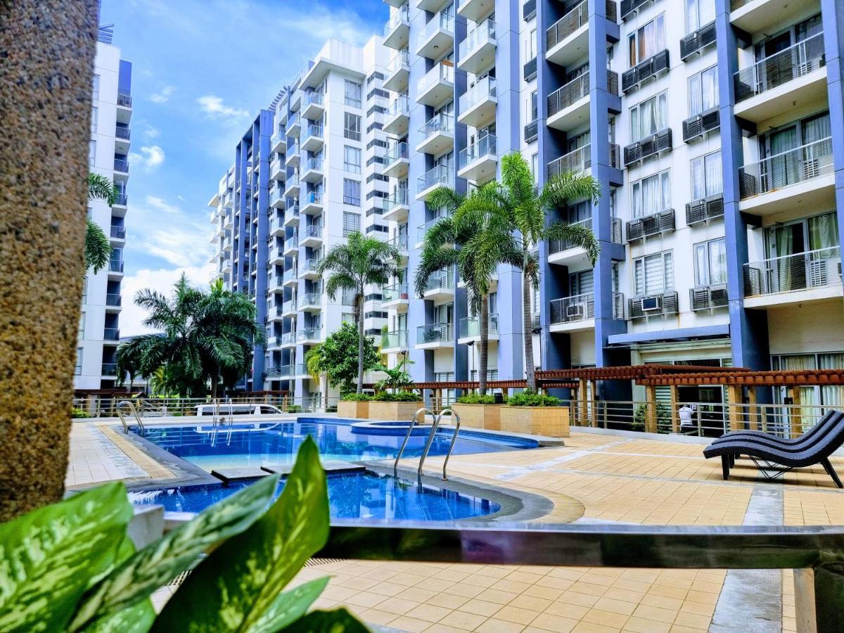 One Palm Tree Villas Condo Across Naia Terminal 3 Manila Bagian luar foto