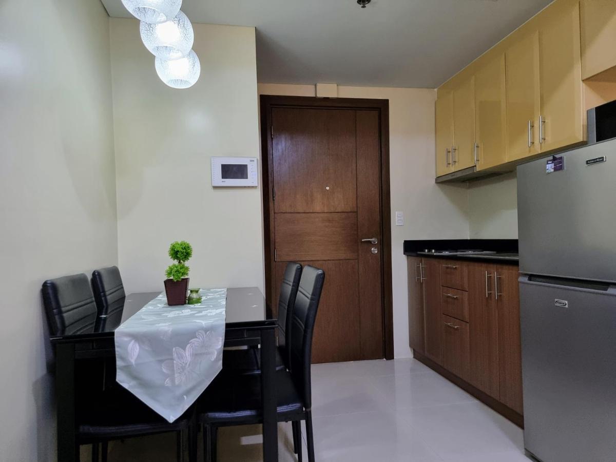 One Palm Tree Villas Condo Across Naia Terminal 3 Manila Bagian luar foto