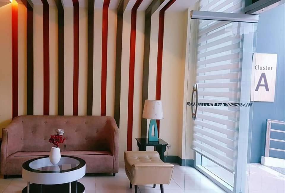 One Palm Tree Villas Condo Across Naia Terminal 3 Manila Bagian luar foto
