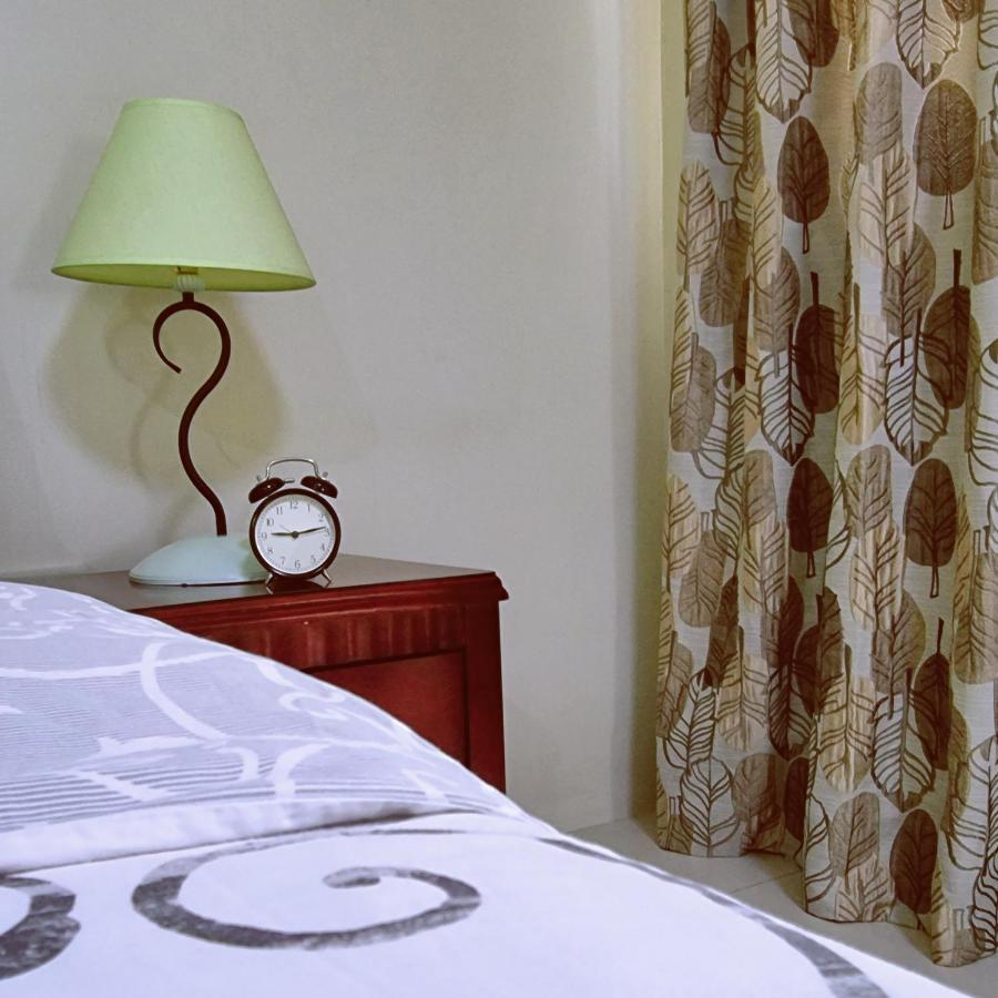One Palm Tree Villas Condo Across Naia Terminal 3 Manila Bagian luar foto