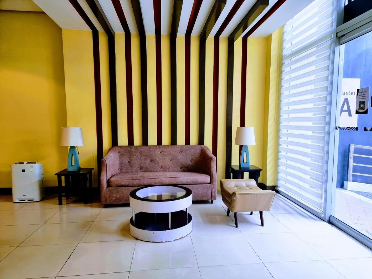 One Palm Tree Villas Condo Across Naia Terminal 3 Manila Bagian luar foto