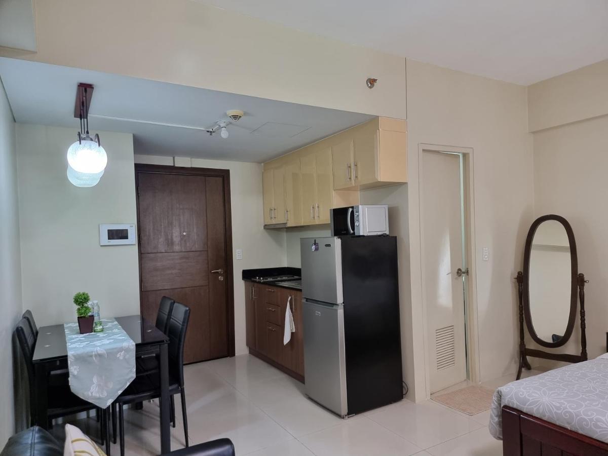 One Palm Tree Villas Condo Across Naia Terminal 3 Manila Bagian luar foto