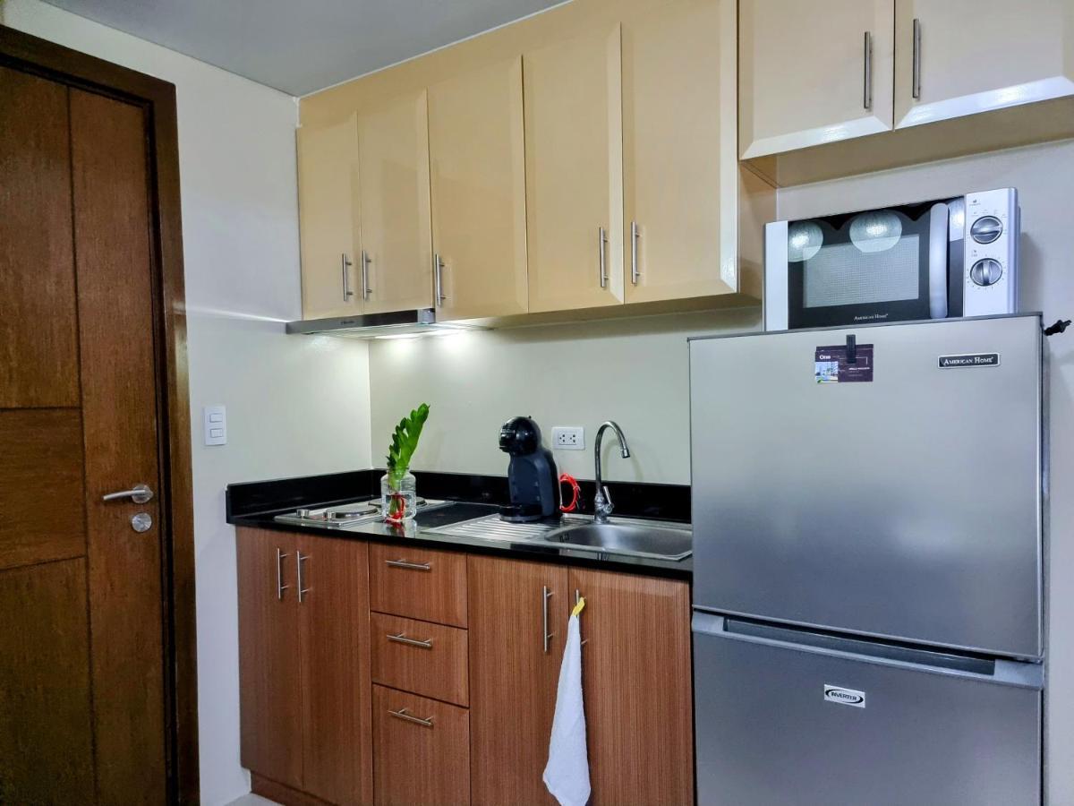 One Palm Tree Villas Condo Across Naia Terminal 3 Manila Bagian luar foto
