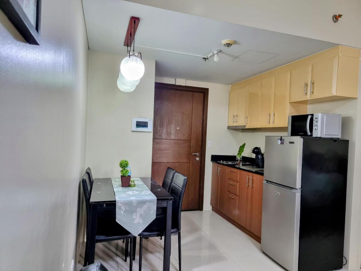One Palm Tree Villas Condo Across Naia Terminal 3 Manila Bagian luar foto