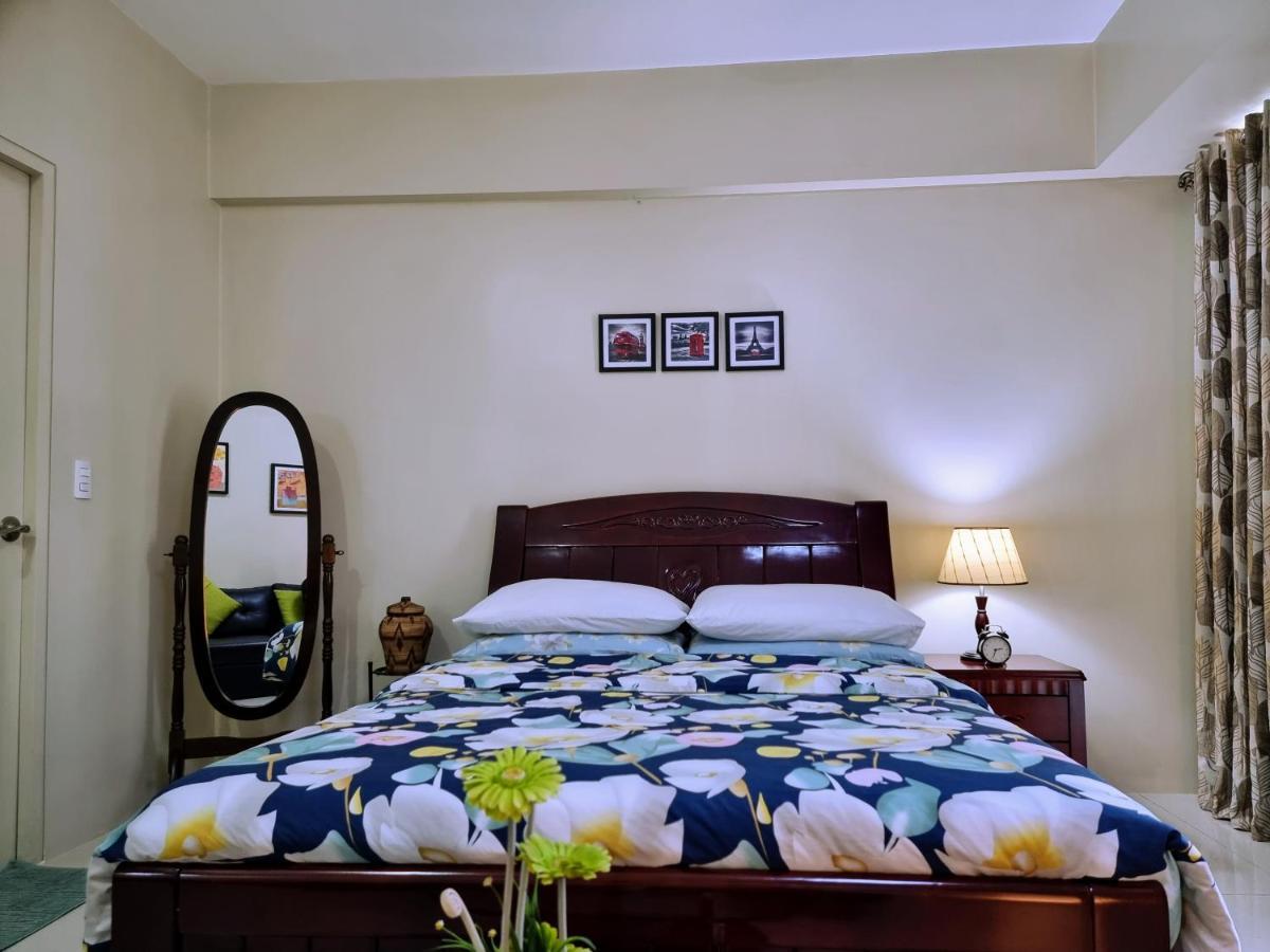 One Palm Tree Villas Condo Across Naia Terminal 3 Manila Bagian luar foto