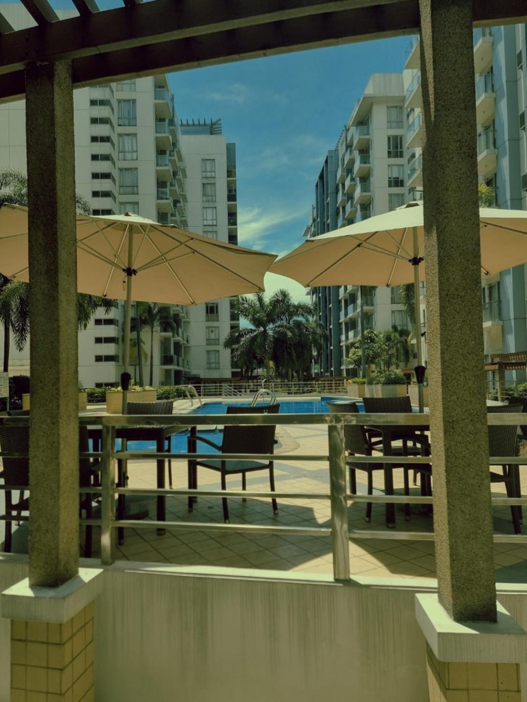 One Palm Tree Villas Condo Across Naia Terminal 3 Manila Bagian luar foto