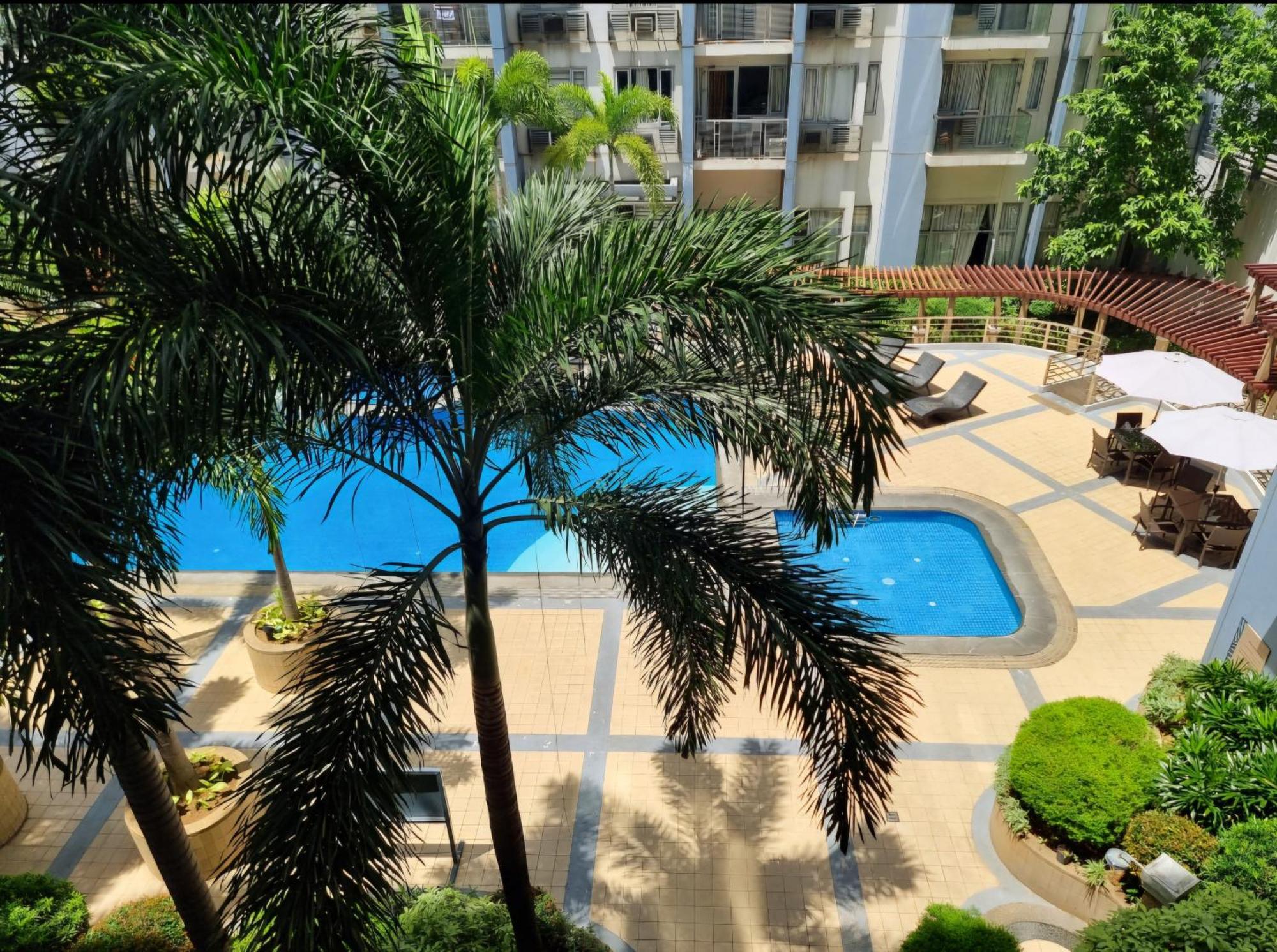 One Palm Tree Villas Condo Across Naia Terminal 3 Manila Bagian luar foto
